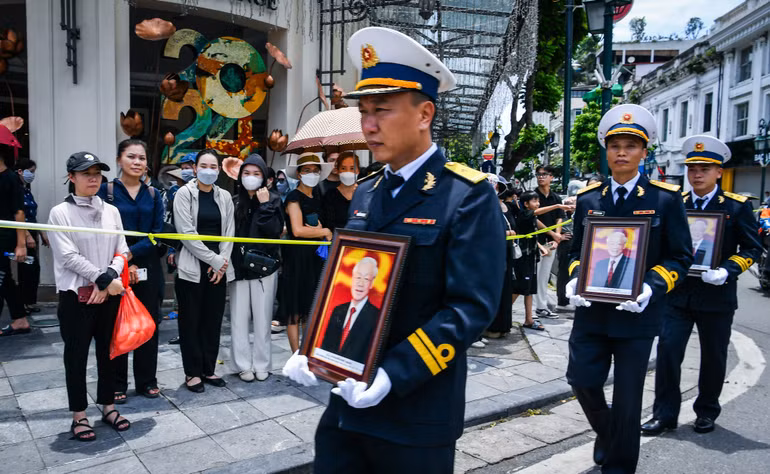 Toàn cảnh Lễ truy điệu và Lễ an táng Tổng Bí thư Nguyễn Phú Trọng ảnh 20 Toàn cảnh Lễ truy điệu và Lễ an táng Tổng Bí thư Nguyễn Phú Trọng ảnh 20