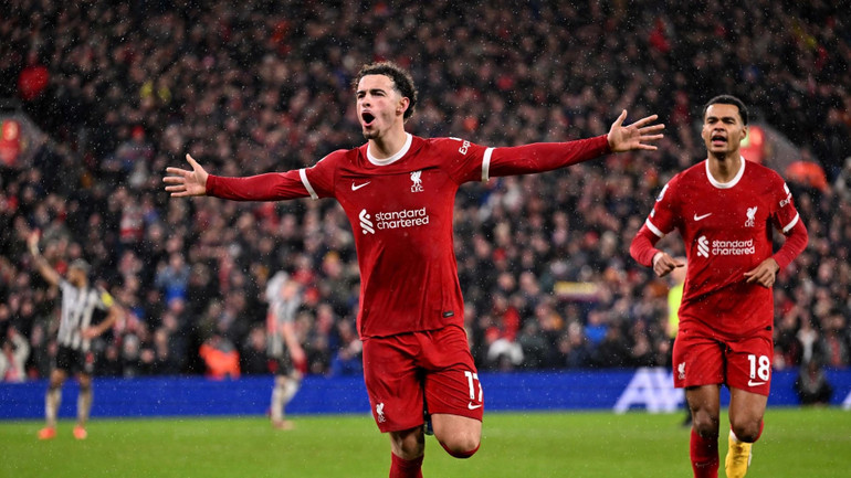 Curtis Jones ghi bàn trong chiến thắng mới nhất của Liverpool. (Ảnh: Reuters) Curtis Jones ghi bàn trong chiến thắng mới nhất của Liverpool. (Ảnh: Reuters)