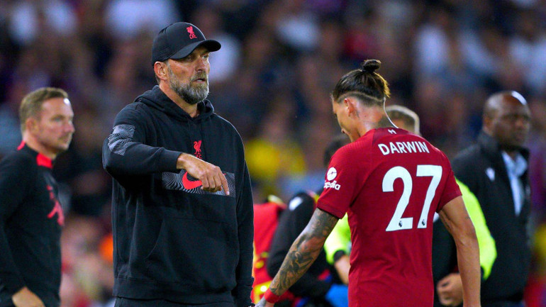 Klopp giúp Liverpool vượt qua mùa giải 2022-2023 cực kỳ khó khăn. Ảnh: TheTelegraph Klopp giúp Liverpool vượt qua mùa giải 2022-2023 cực kỳ khó khăn. Ảnh: TheTelegraph