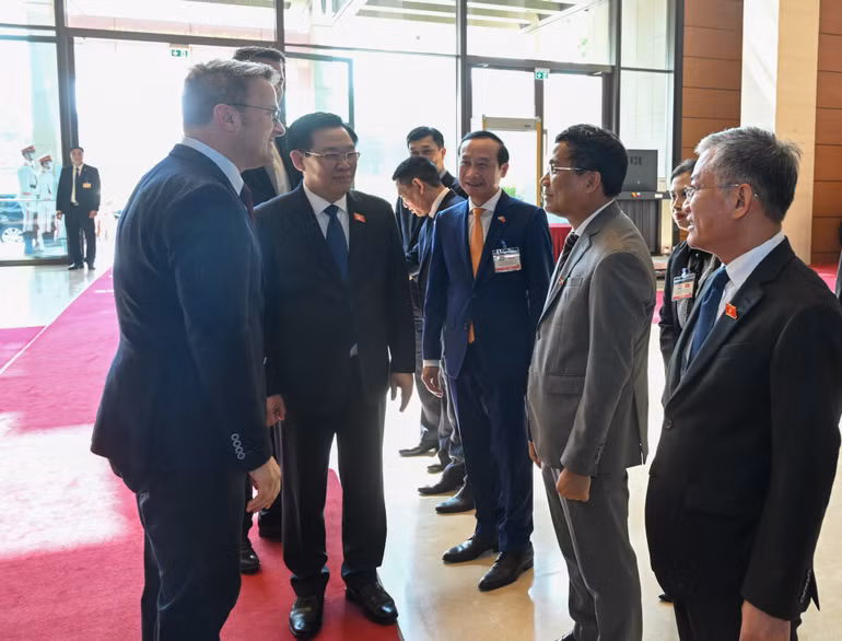[Ảnh] Chủ tịch Quốc hội Vương Đình Huệ hội kiến Thủ tướng Đại Công quốc Luxembourg Xavier Bettel ảnh 3