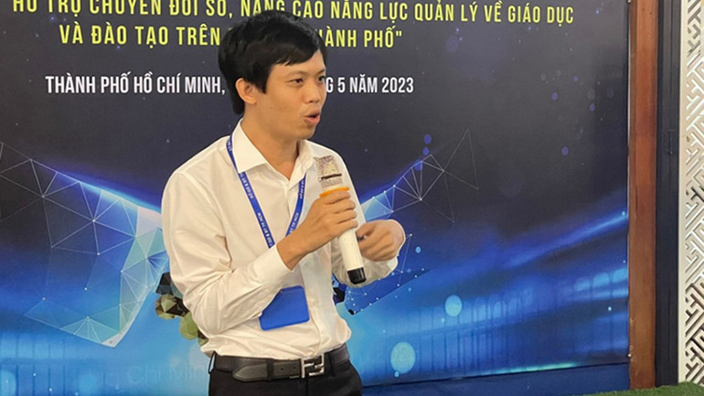 Các đại biểu phát biểu tại hội nghị ký kết chương trình hợp tác.