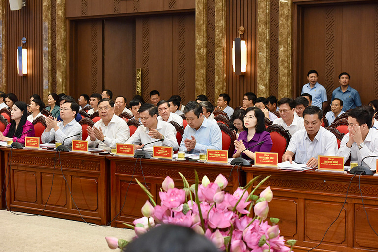 Các đại biểu tham dự hội nghị. (Ảnh: TRẦN HẢI)