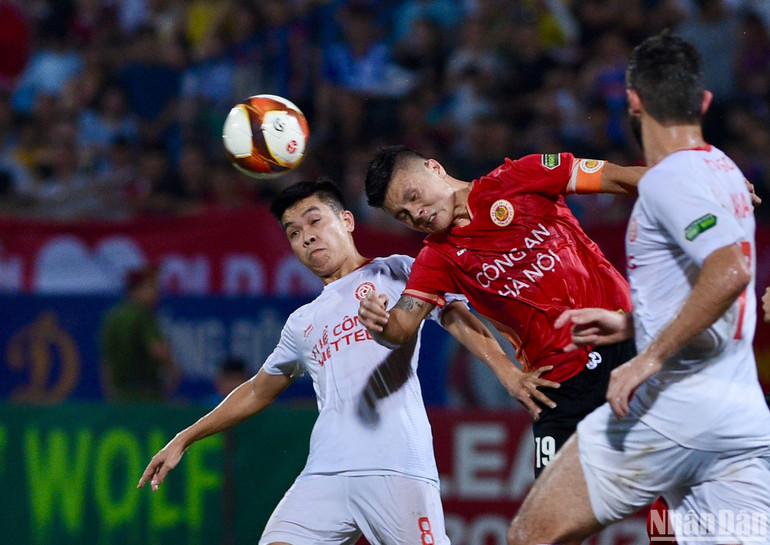 Quang Hải không tạo ra điểm nhấn trên hàng công Công an Hà Nội.