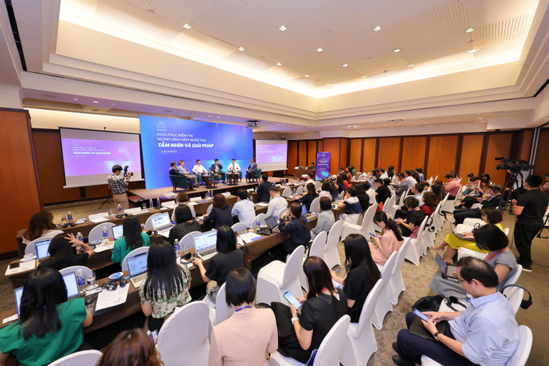 Toàn cảnh buổi tọa đàm. Toàn cảnh buổi tọa đàm.