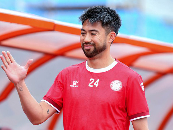 Lee Nguyễn trong màu áo CLB TP Hồ Chí Minh.