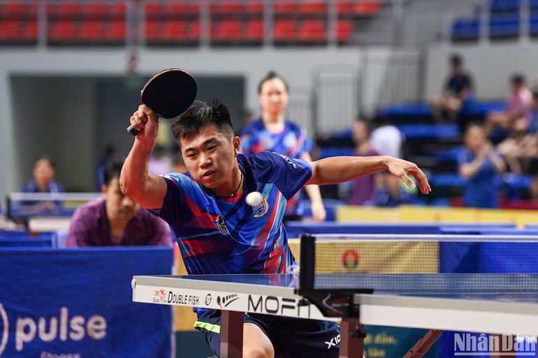 Huy chương Vàng SEA Games 31 Nguyễn Đức Tuân gặp khó khăn. Huy chương Vàng SEA Games 31 Nguyễn Đức Tuân gặp khó khăn.