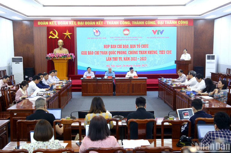 Toàn cảnh cuộc họp.