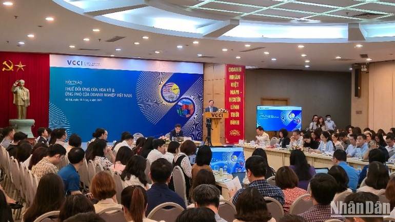 Quang cảnh hội thảo. (Ảnh: MINH DŨNG)