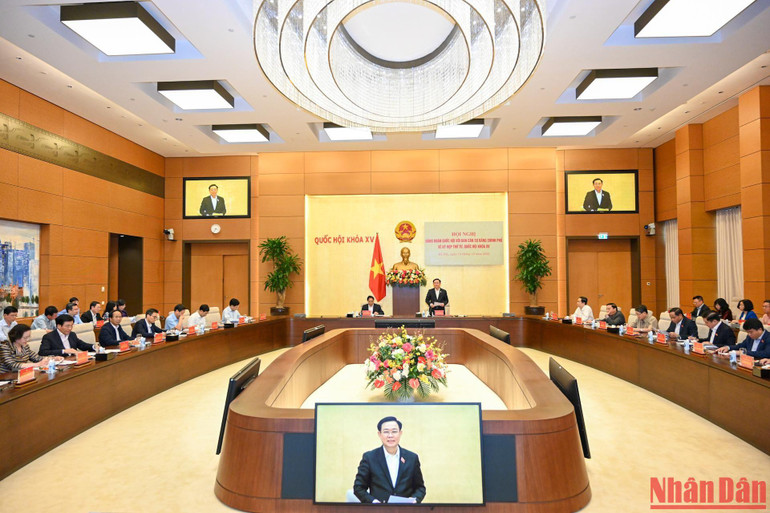 Quang cảnh hội nghị giữa Đảng đoàn Quốc hội với Ban Cán sự Đảng Chính phủ. (Ảnh: Duy Linh) Quang cảnh hội nghị giữa Đảng đoàn Quốc hội với Ban Cán sự Đảng Chính phủ. (Ảnh: Duy Linh)