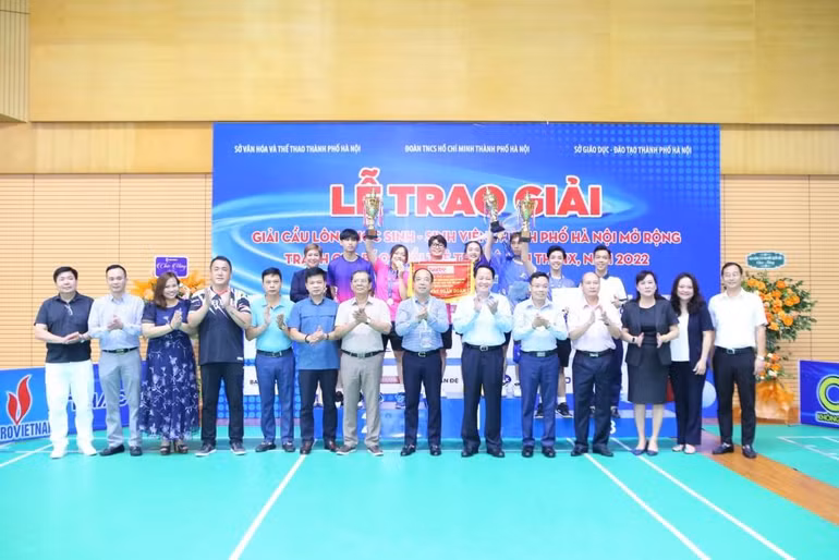 Giải cầu lông học sinh - sinh viên TP Hà Nội mở rộng tranh Cúp báo Tuổi trẻ Thủ đô lần thứ 9, năm 2022 đã khép lại với những thành công rực rỡ