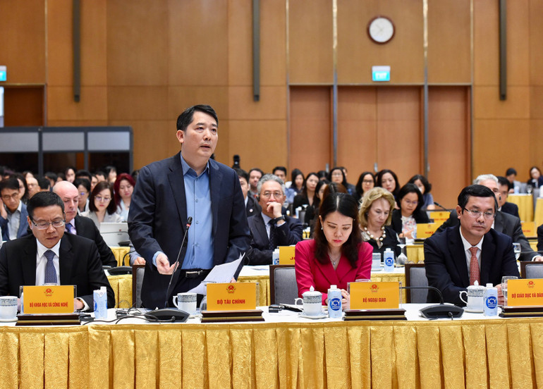 [Ảnh] Thủ tướng Chính phủ gặp mặt cộng đồng doanh nghiệp đầu tư nước ngoài ảnh 11