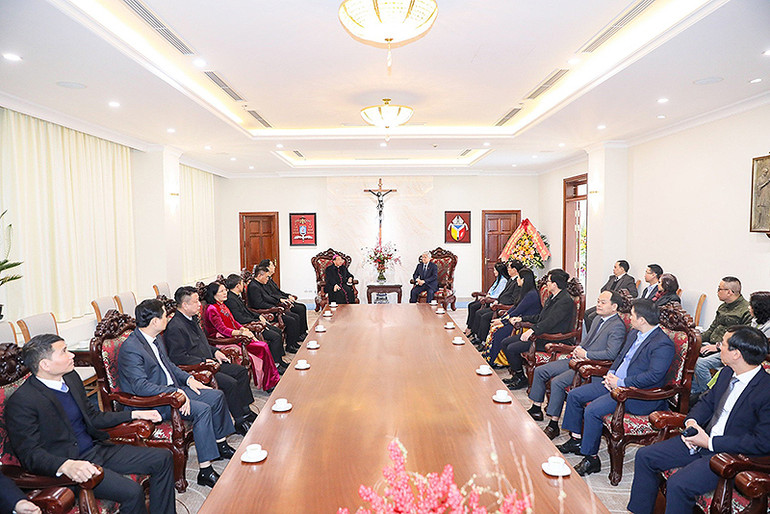 Toàn cảnh buổi thăm, chúc mừng tại Tòa tổng Giám mục Tổng giáo phận Hà Nội.