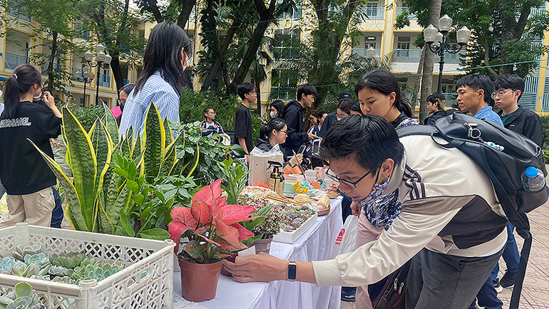 Helly Tống và các bạn trẻ chung tay thực hiện mục tiêu Net Zero của Việt Nam ảnh 1