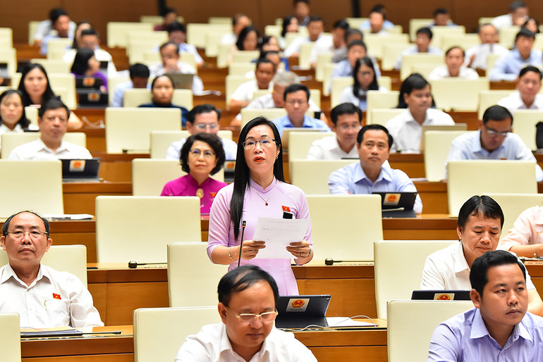 [Ảnh] Bộ trưởng Khoa học và Công nghệ, Bộ trưởng Giao thông vận tải đăng đàn trả lời chất vấn ảnh 3