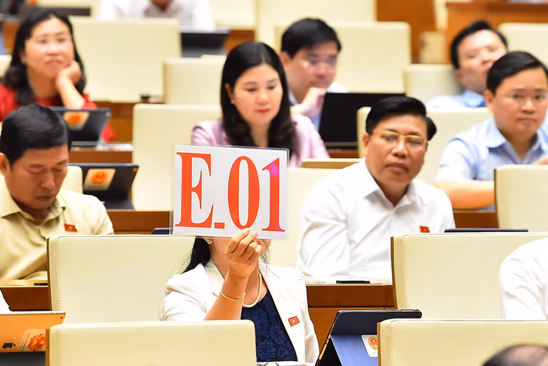 [Ảnh] Bộ trưởng Khoa học và Công nghệ, Bộ trưởng Giao thông vận tải đăng đàn trả lời chất vấn ảnh 5