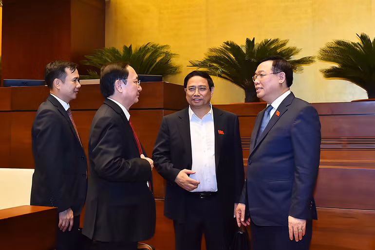 [Ảnh] Bộ trưởng Khoa học và Công nghệ, Bộ trưởng Giao thông vận tải đăng đàn trả lời chất vấn ảnh 11