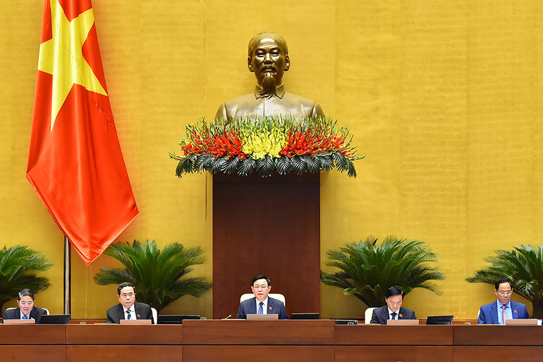 [Ảnh] Bộ trưởng Khoa học và Công nghệ, Bộ trưởng Giao thông vận tải đăng đàn trả lời chất vấn ảnh 1