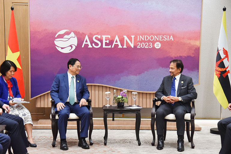 Thủ tướng Phạm Minh Chính hội kiến Quốc vương Brunei Darussalam Sultan Haji Hassanal Bolkiah. (Ảnh: TUẤN ANH) Thủ tướng Phạm Minh Chính hội kiến Quốc vương Brunei Darussalam Sultan Haji Hassanal Bolkiah. (Ảnh: TUẤN ANH)