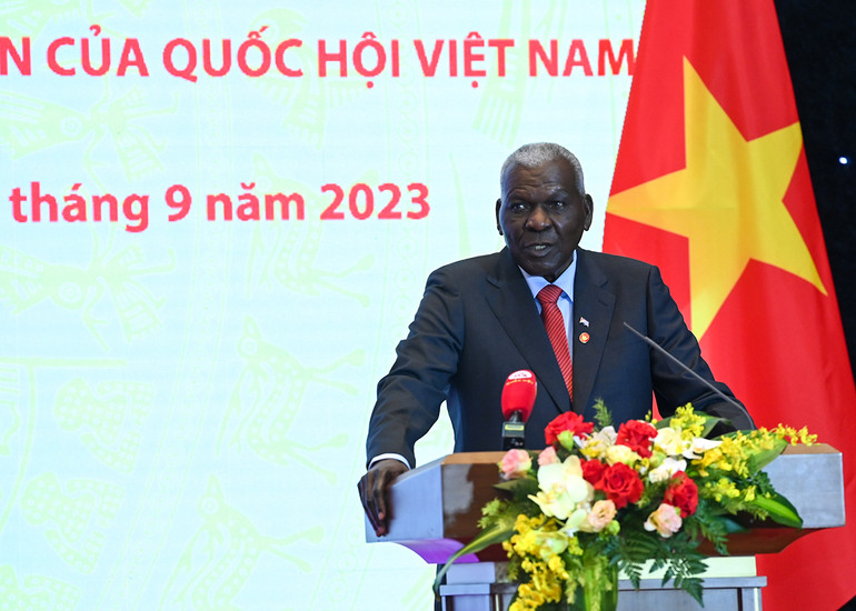 [Ảnh] Lễ trao Huân chương cao quý của nước Cộng hòa Cuba tặng lãnh đạo Quốc hội Việt Nam ảnh 3