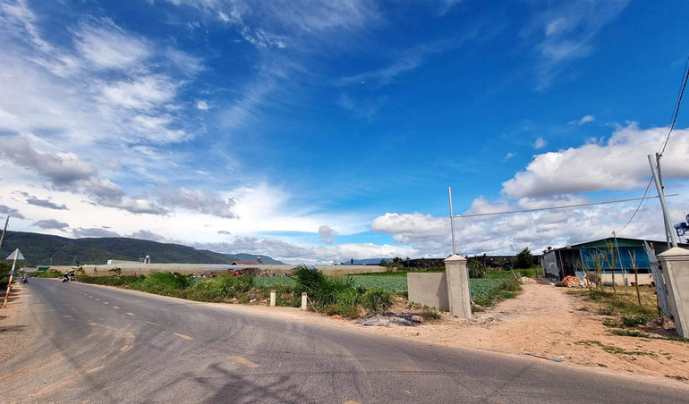 Khu vực xảy ra án mạng gần nhà ông bà Ya Tạo và bà Nai Đơng. Khu vực xảy ra án mạng gần nhà ông bà Ya Tạo và bà Nai Đơng.