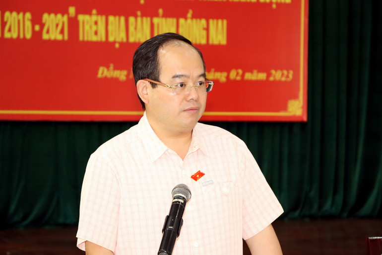 Phó Bí thư Tỉnh ủy, Trưởng Đoàn đại biểu Quốc hội tỉnh Đồng Nai Quản Minh Cường phát biểu tại buổi giám sát.