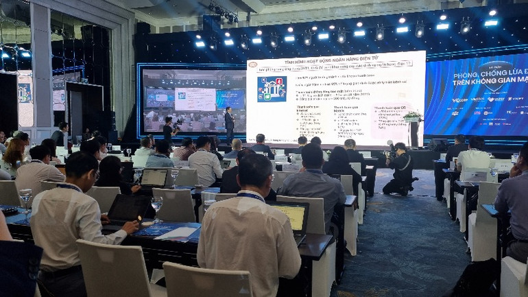 Tăng cường trách nhiệm của các cá nhân, tổ chức trong phòng, chống lừa đảo trên không gian mạng ảnh 1