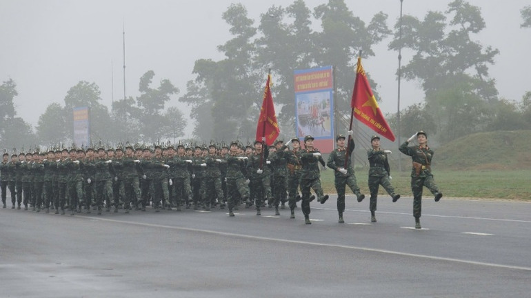 Khối nữ sĩ quan Binh chủng Thông tin-Liên lạc.