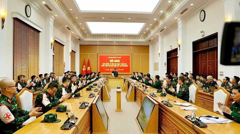 Quang cảnh hội nghị.