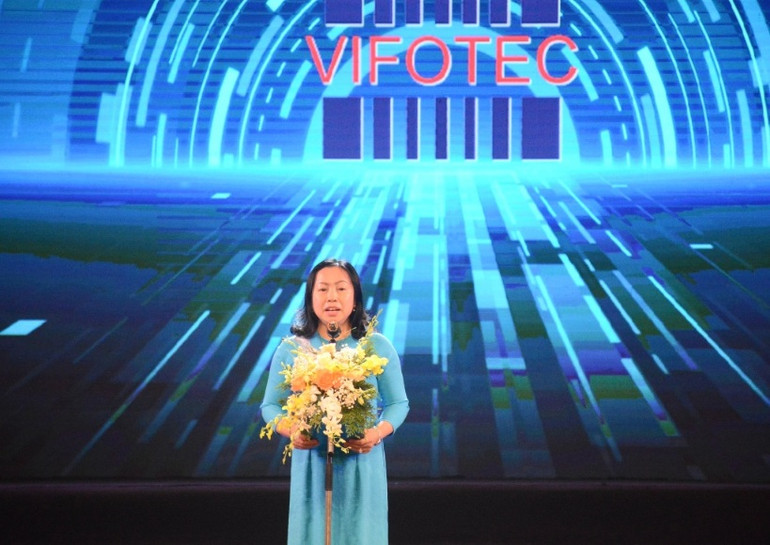 Phó Chủ tịch Tổng Liên đoàn Lao động Việt Nam Thái Thu Xương đã phát động Hội thi Sáng tạo kỹ thuật toàn quốc lần thứ 18. Phó Chủ tịch Tổng Liên đoàn Lao động Việt Nam Thái Thu Xương đã phát động Hội thi Sáng tạo kỹ thuật toàn quốc lần thứ 18.