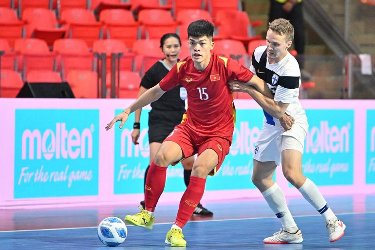 Trận đấu kết thúc, Phần Lan lội ngược dòng và giành chiến thắng với tỷ số 4-2. (Ảnh: VFF) Trận đấu kết thúc, Phần Lan lội ngược dòng và giành chiến thắng với tỷ số 4-2. (Ảnh: VFF)