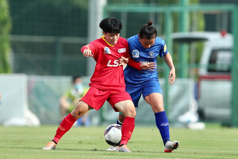 TP Hồ Chí Minh I thể hiện lối chơi nhỉnh hơn. TP Hồ Chí Minh I thể hiện lối chơi nhỉnh hơn.