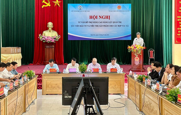 Quang cảnh hội nghị.