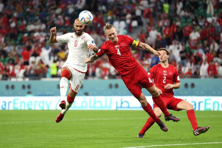 Thế trận giằng co.