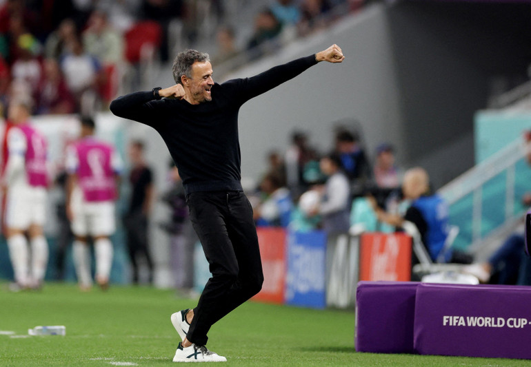 Huấn luyện viên Luis Enrique "hài lòng" với màn trình diễn của các học trò.