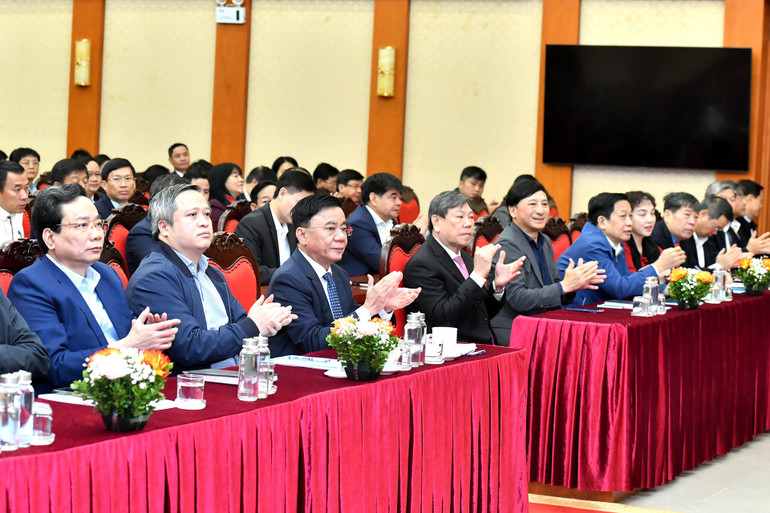 Các đại biểu dự hội nghị. (Ảnh: ĐĂNG KHOA)