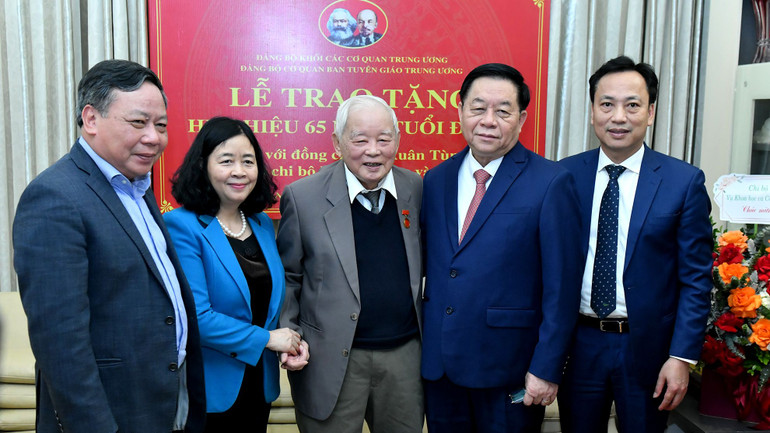 (Ảnh: ĐĂNG KHOA)