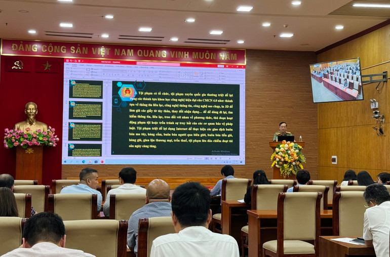 Quang cảnh hội nghị. Quang cảnh hội nghị.