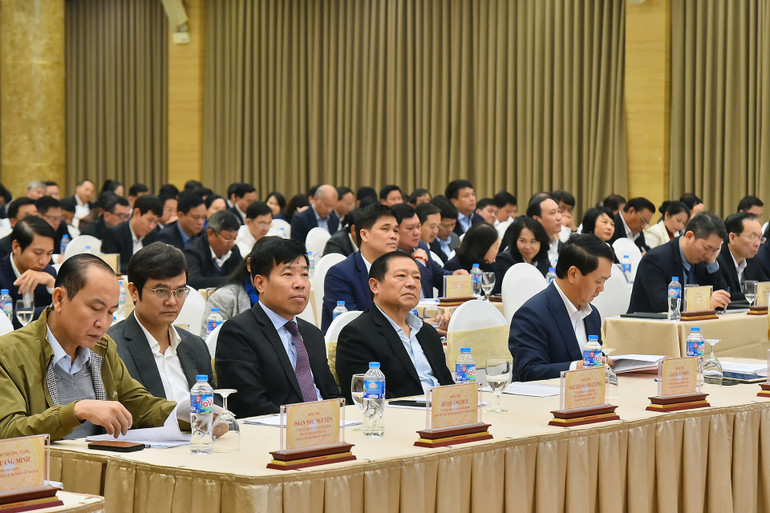 Các đại biểu đã thống nhất các nhiệm vụ trọng tâm công tác dân vận năm 2025. (Ảnh: Thủy Nguyên) Các đại biểu đã thống nhất các nhiệm vụ trọng tâm công tác dân vận năm 2025. (Ảnh: Thủy Nguyên)