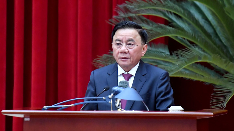 Đồng chí Trần Cẩm Tú, Ủy viên Bộ Chính trị, Thường trực Ban Bí thư, Chủ nhiệm Ủy ban Kiểm tra Trung ương phát biểu kết luận hội nghị. (Ảnh: Đăng Khoa)