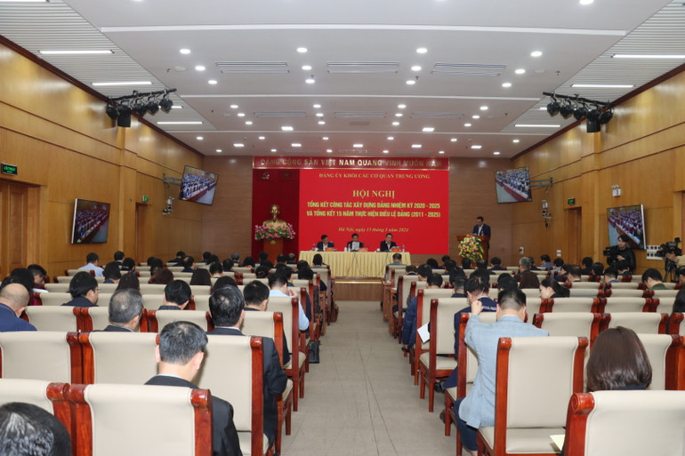 Quang cảnh hội nghị. Quang cảnh hội nghị.