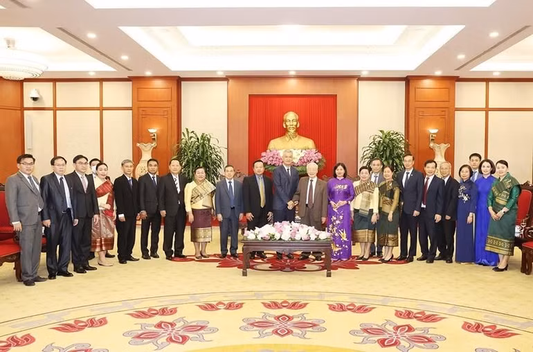 Hình ảnh Tổng Bí thư Nguyễn Phú Trọng tiếp Bí thư Thành ủy Vientiane ảnh 5