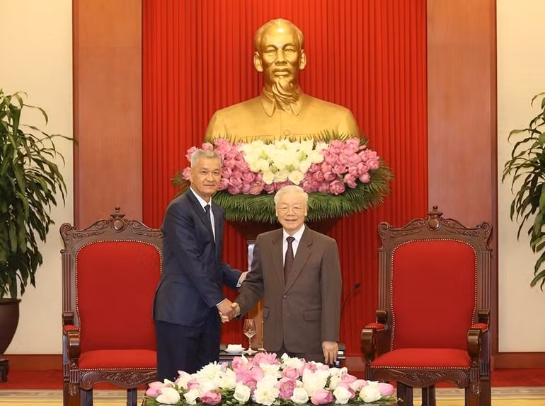 Hình ảnh Tổng Bí thư Nguyễn Phú Trọng tiếp Bí thư Thành ủy Vientiane ảnh 4