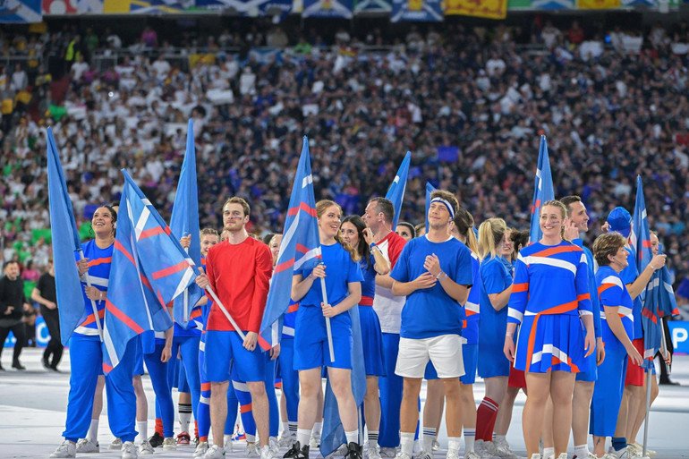 Tất cả sẵn sàng cho màn trình diễn đầy màu sắc, âm thanh và ánh sáng. (Ảnh: Reuters)