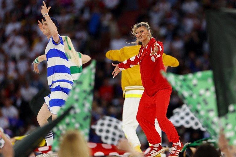 Các tiết mục để lại ấn tượng với người xem bởi sự độc đáo. (Ảnh: Reuters)