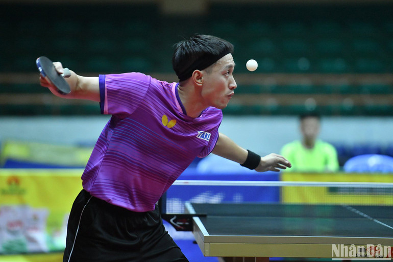 Nguyễn Anh Tú giành chiến thắng thuyết phục 4-0. Nguyễn Anh Tú giành chiến thắng thuyết phục 4-0.