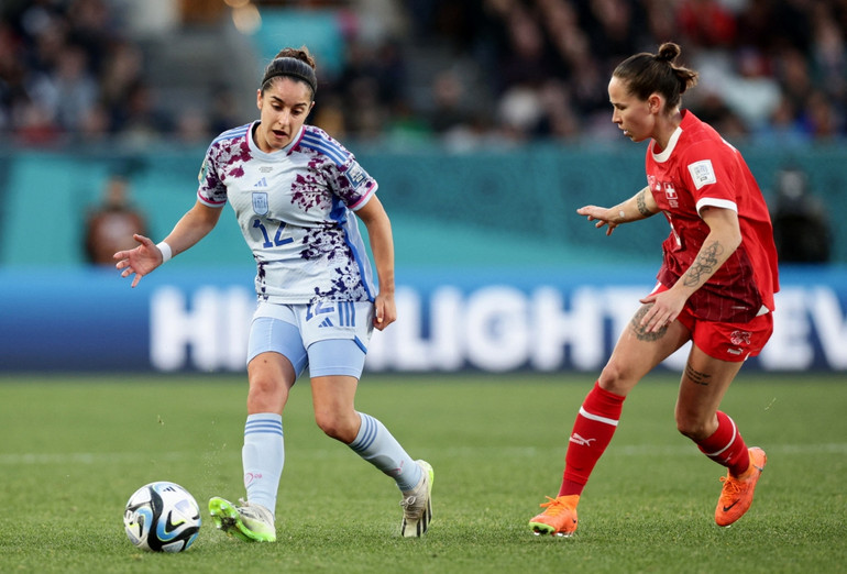 Đội tuyển nữ Tây Ban Nha có thế trận hoàn toàn áp đảo trước Thụy Sĩ. (Ảnh: Reuters)