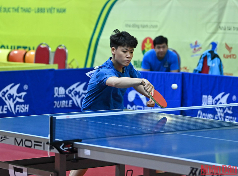 Giành thắng lợi trong ván đấu thứ 7 với tỷ số 13-11, Thanh Thư lọt vào vòng bán kết.