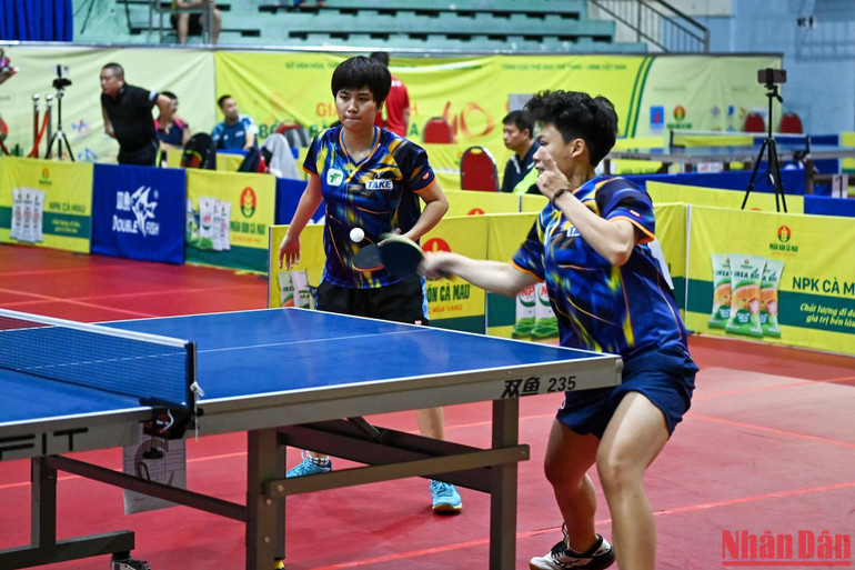 Diệu Khánh và Thanh Thư tự tin thi đấu trước Mỹ Trang và Ngọc Yến. Diệu Khánh và Thanh Thư tự tin thi đấu trước Mỹ Trang và Ngọc Yến.