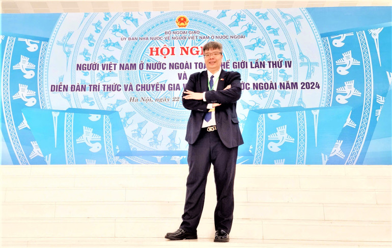 Tiến sĩ Trần Hải Linh, Ủy viên Ủy ban Trung ương Mặt trận Tổ quốc Việt Nam, Chủ tịch Hiệp hội Doanh nhân và Đầu tư Việt Nam - Hàn Quốc (VKBIA).