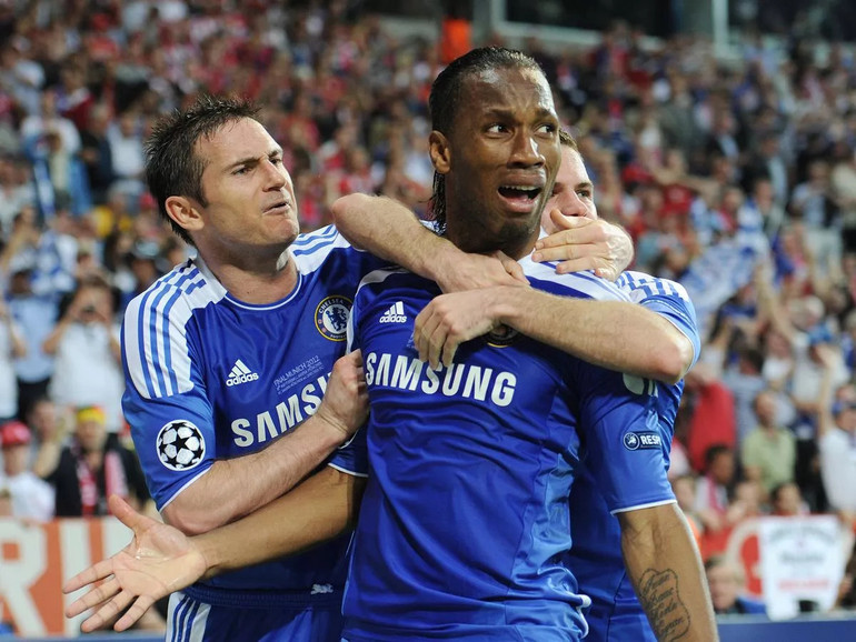 Lampard và Drogba là hai huyền thoại tấn công của Chelsea. (Ảnh: Getty) Lampard và Drogba là hai huyền thoại tấn công của Chelsea. (Ảnh: Getty)